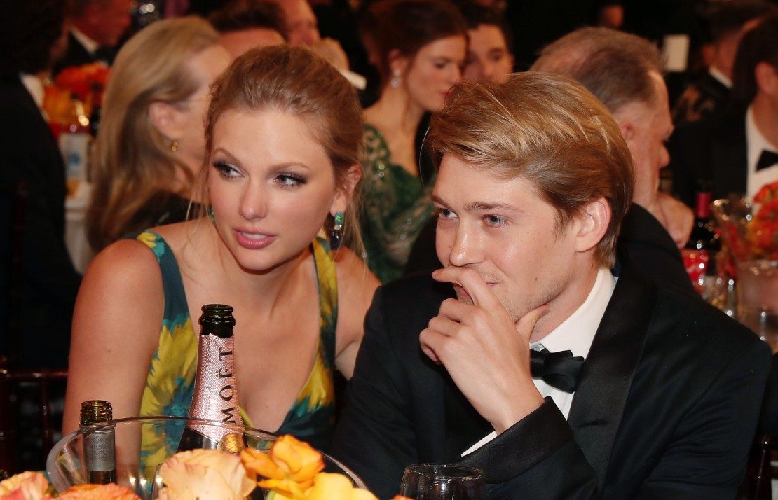 joe alwyn engaged